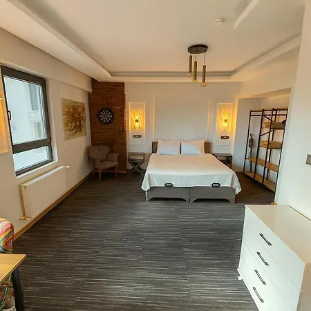 Daire Guestport No 2, Luxury 70 M2 With Balcony *