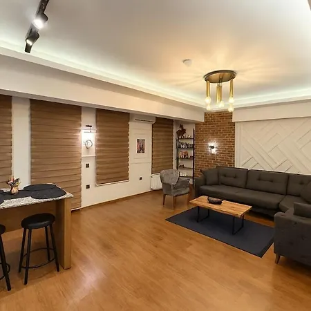 Daire Guestport No 2, Luxury 70 M2 With Balcony