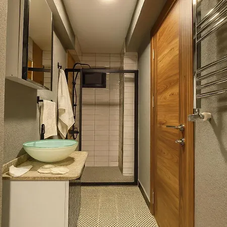 Daire Guestport No 2, Luxury 70 M2 With Balcony